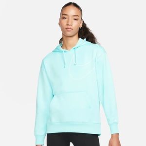 NIKE NWT Therma fit hoodie. Sky blue